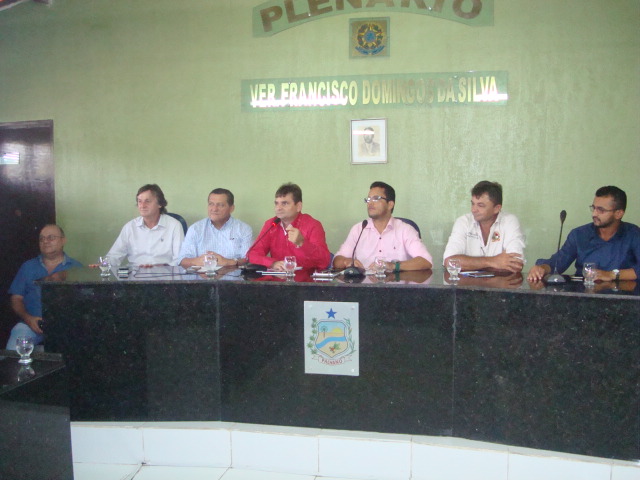 Entrega de Títulos em Palhano