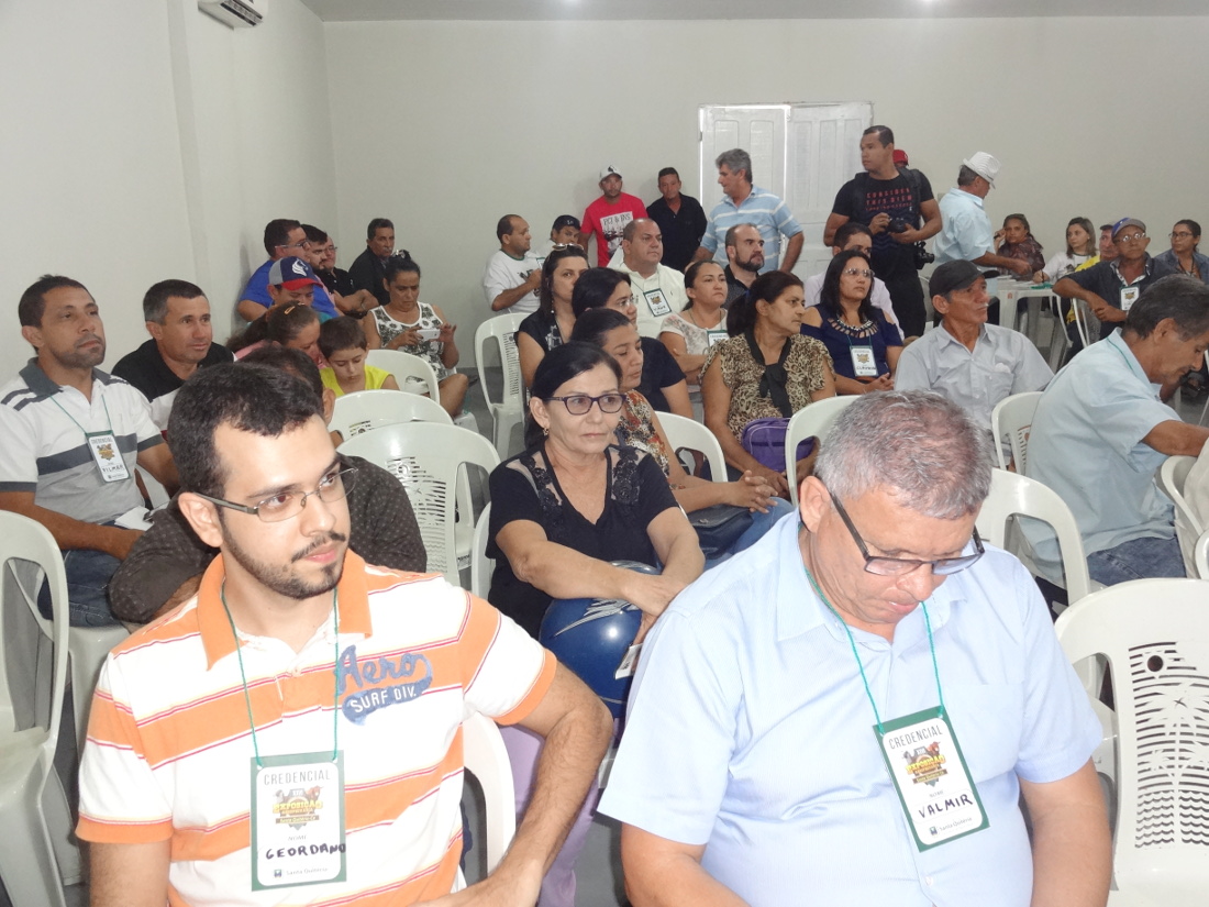 Idace entrega 152 títulos de terra em Santa Quitéria