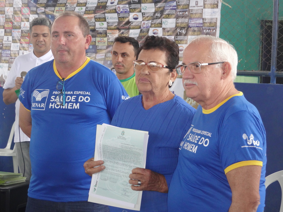 Agricultores e agricultoras recebem 186 títulos da terra em Piquet Carneiro