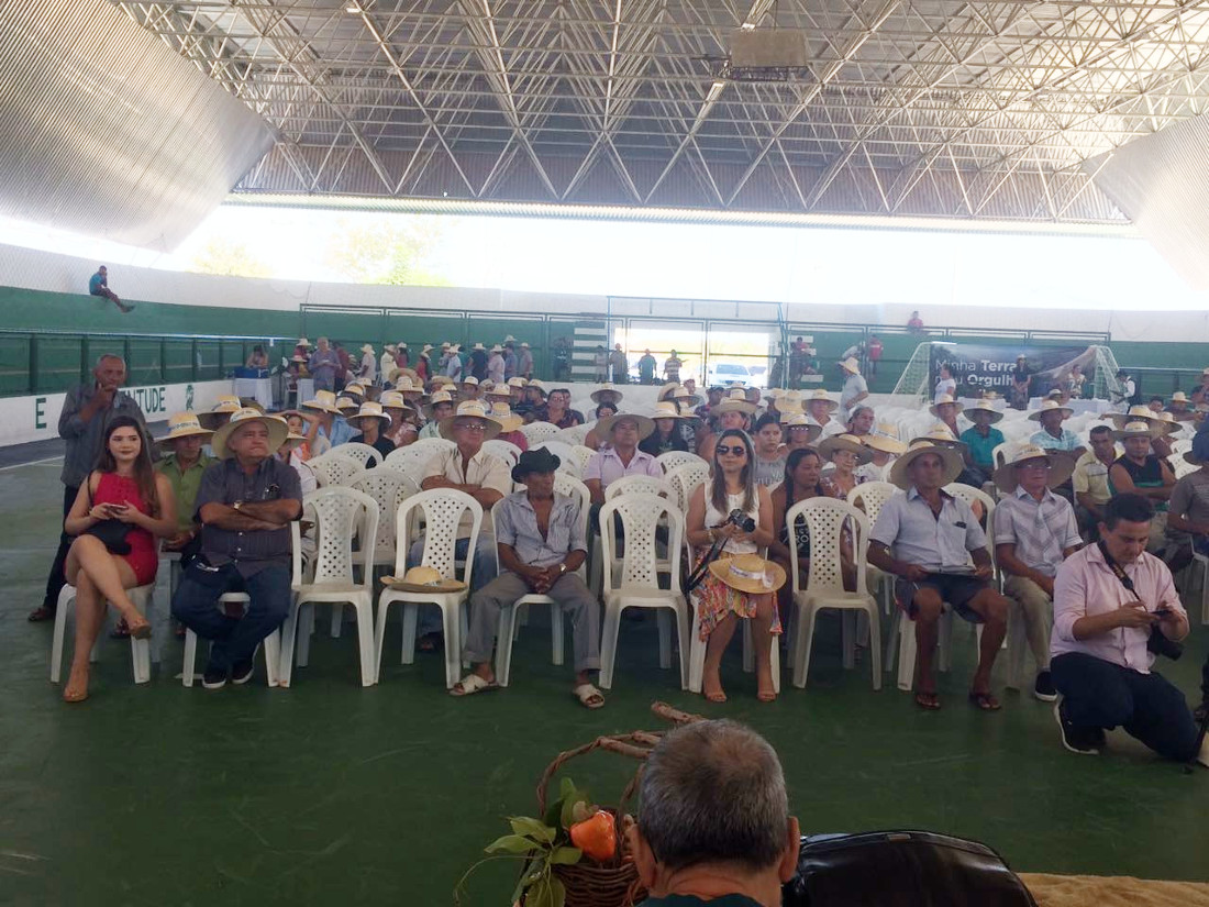 Governo do Ceará entrega 1.586 títulos de propriedade rural em três municípios