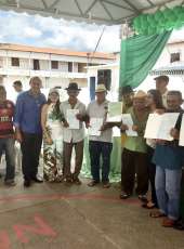 Títulos de terra são entregues no aniversário de Paramoti