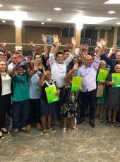 Governo do Ceará entrega 192 títulos de imóveis rurais em Morada Nova