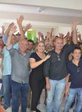 Agricultores rurais de Hidrolândia recebem títulos de terra do Governo do Ceará