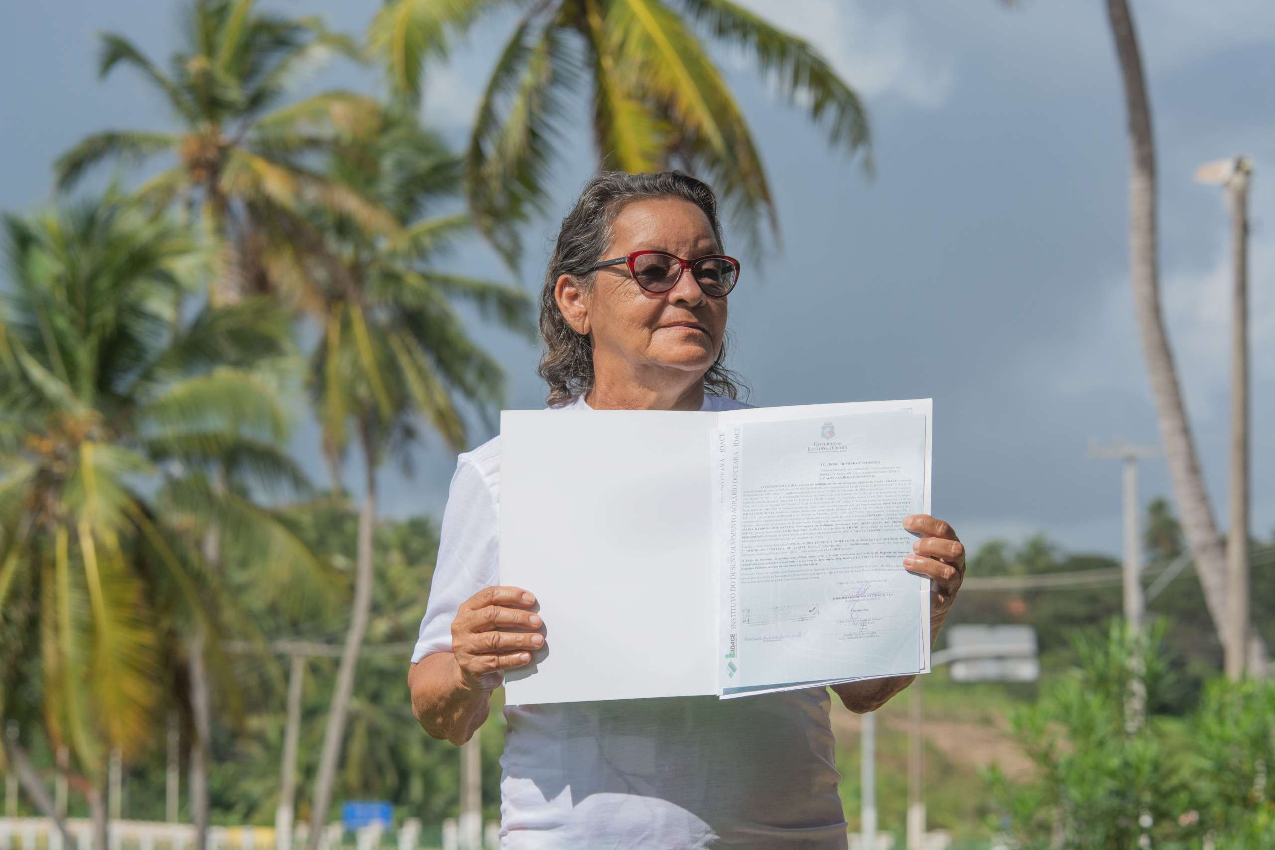 Idace faz quarta entrega de títulos da terra em Trairi